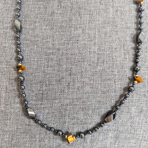 Vintage Hematite Tigers Eye Gemstone Beaded Layering Boho Necklace - Picture 2 of 3